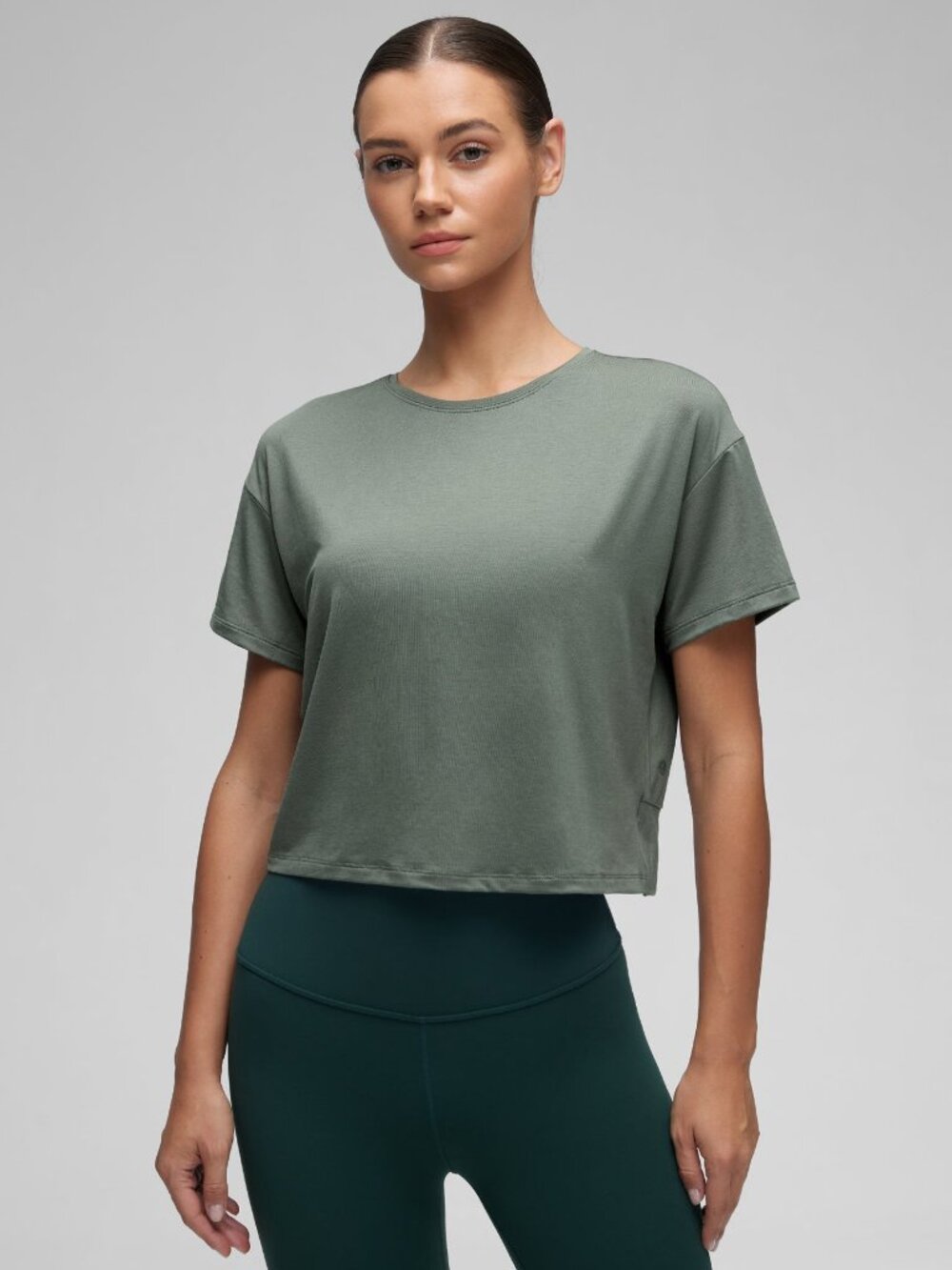 Open Back Cropped Short Sleeve